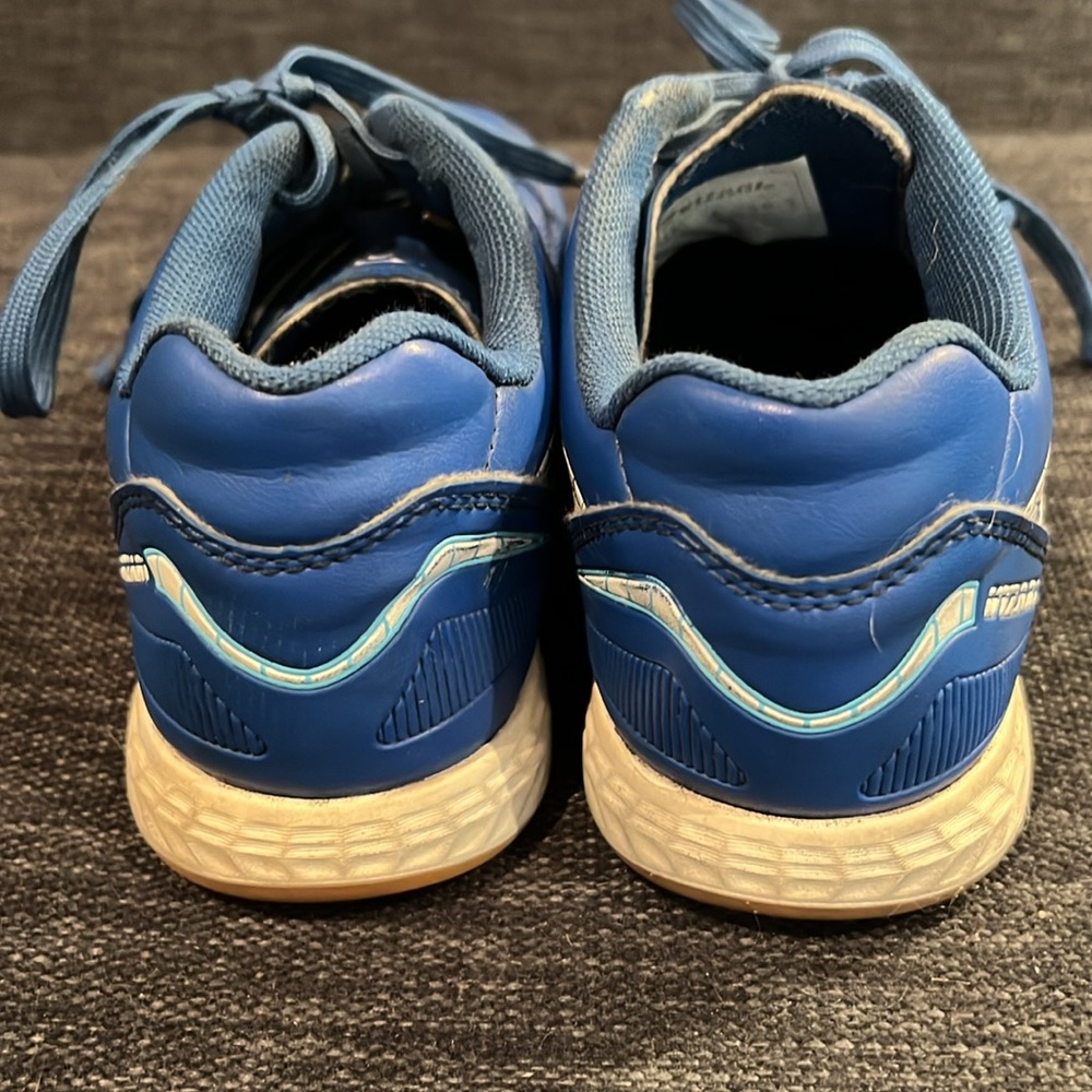 Vizani | Valencia Blue & White Indoor Soccer Futsal Shoes | Youth size 7 - Picture 5 of 6